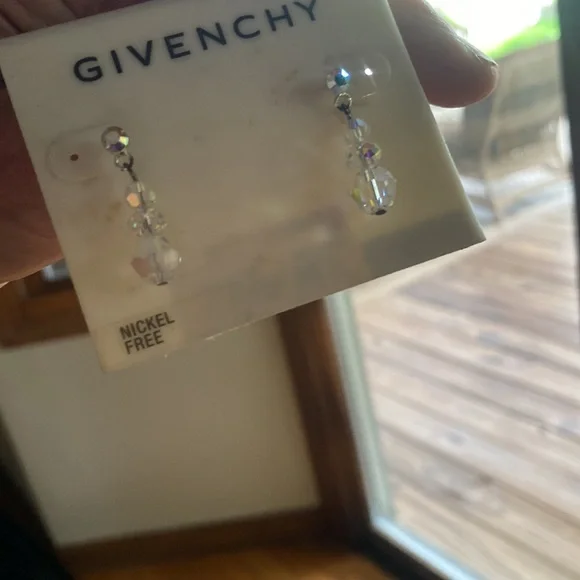 Givenchy dangles - Picture 3 of 3